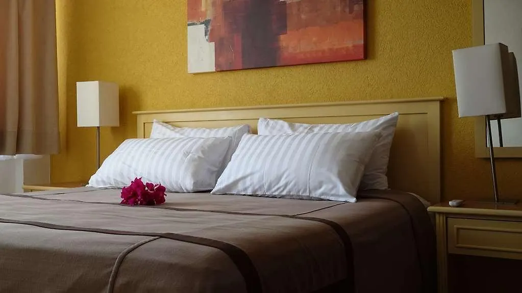 ***  Sunrock Condo Hotel Cabo San Lucas México