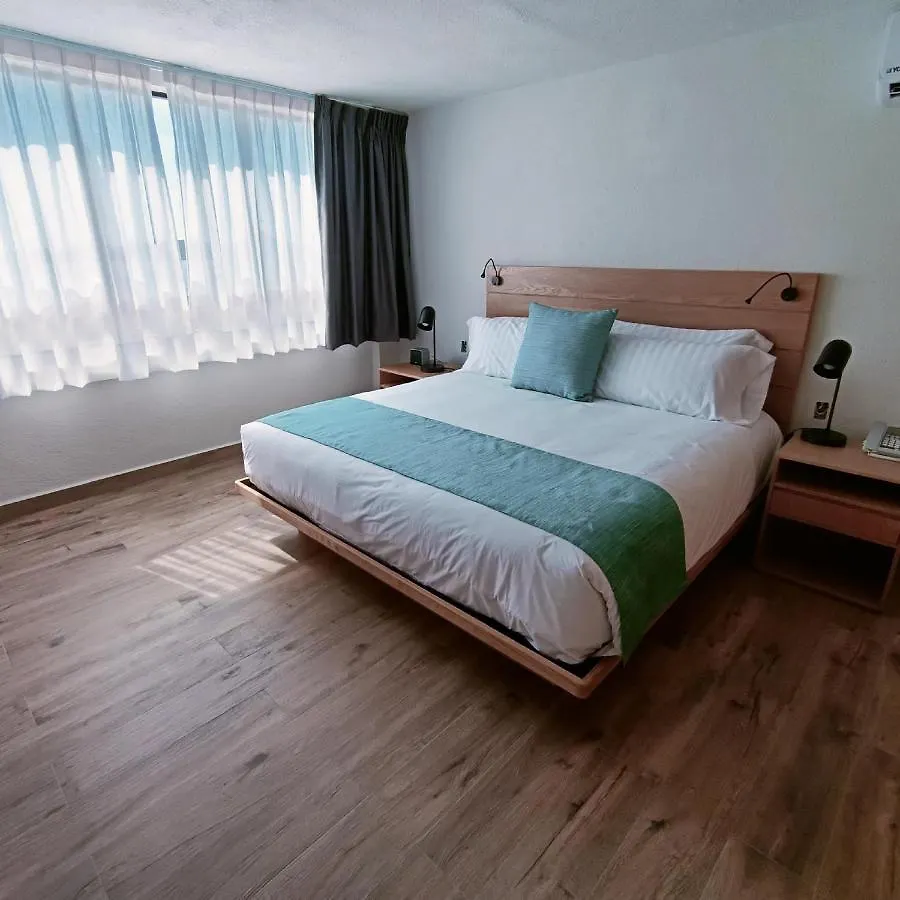 Sunrock Hotel & Suites Cabo San Lucas