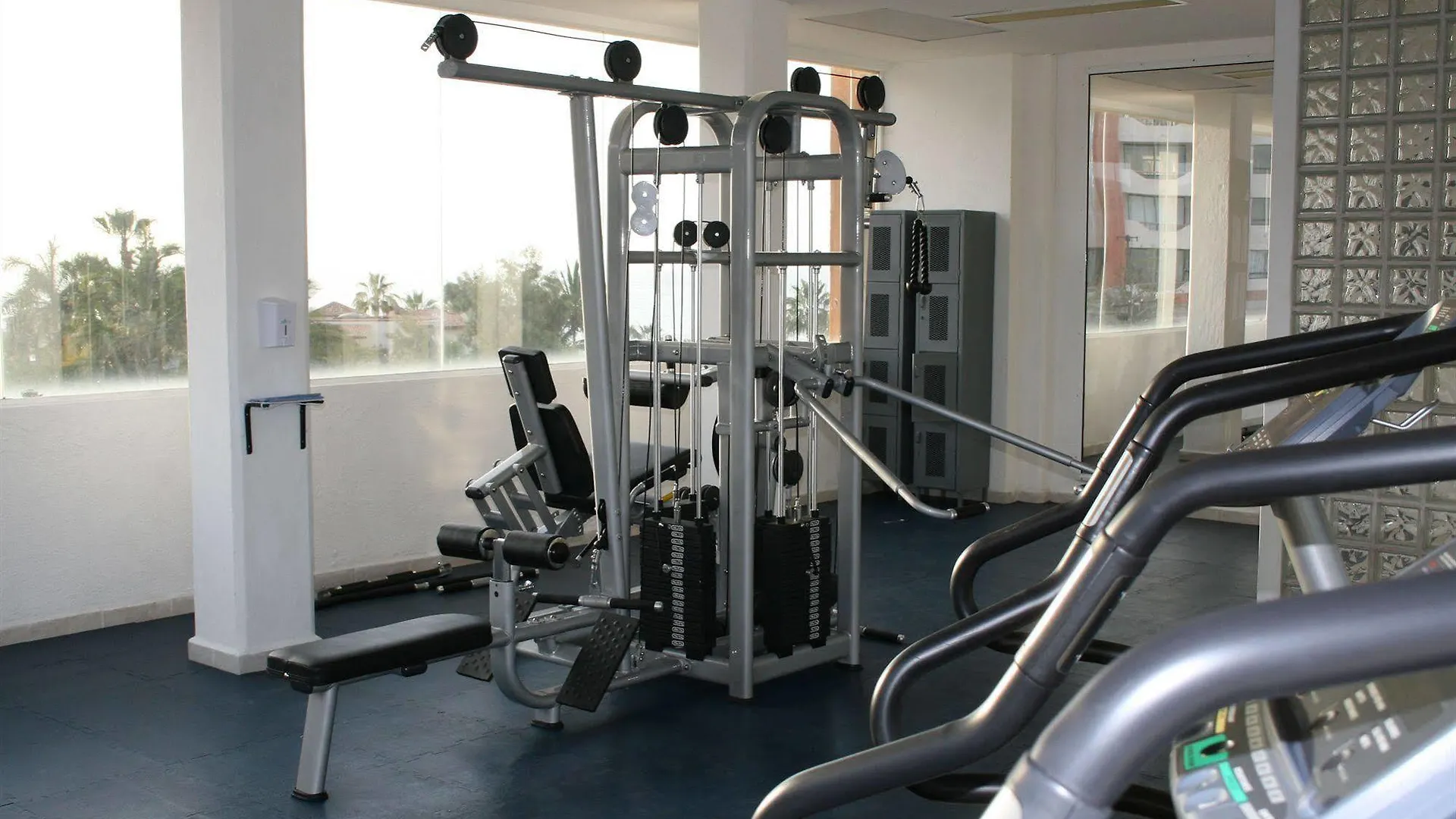 Sunrock Hotel & Suites Cabo San Lucas